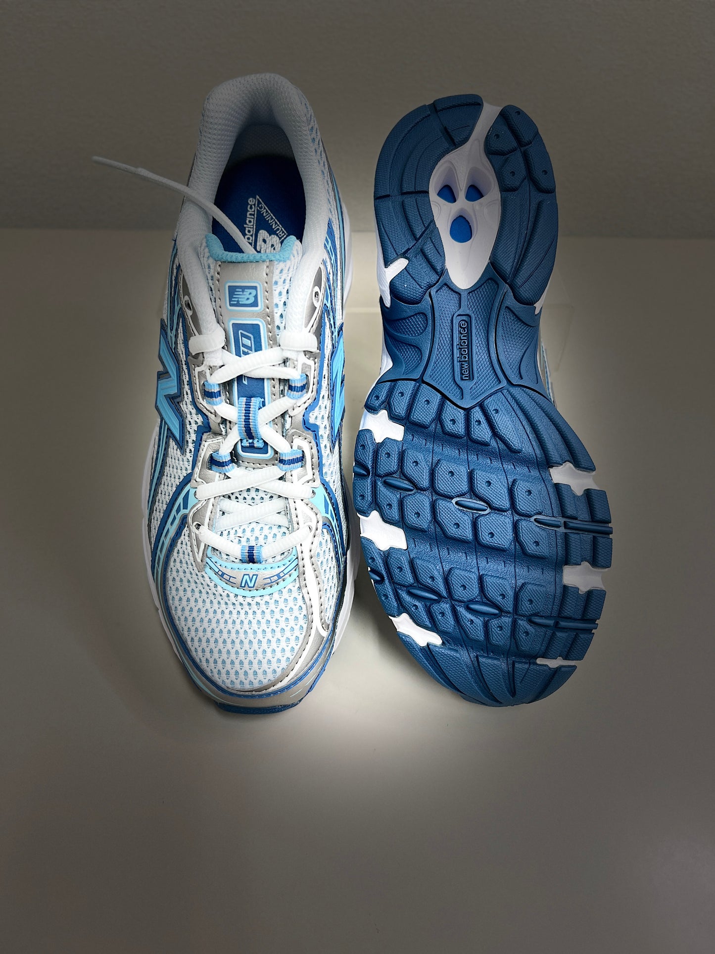 New Balance 740 Blue