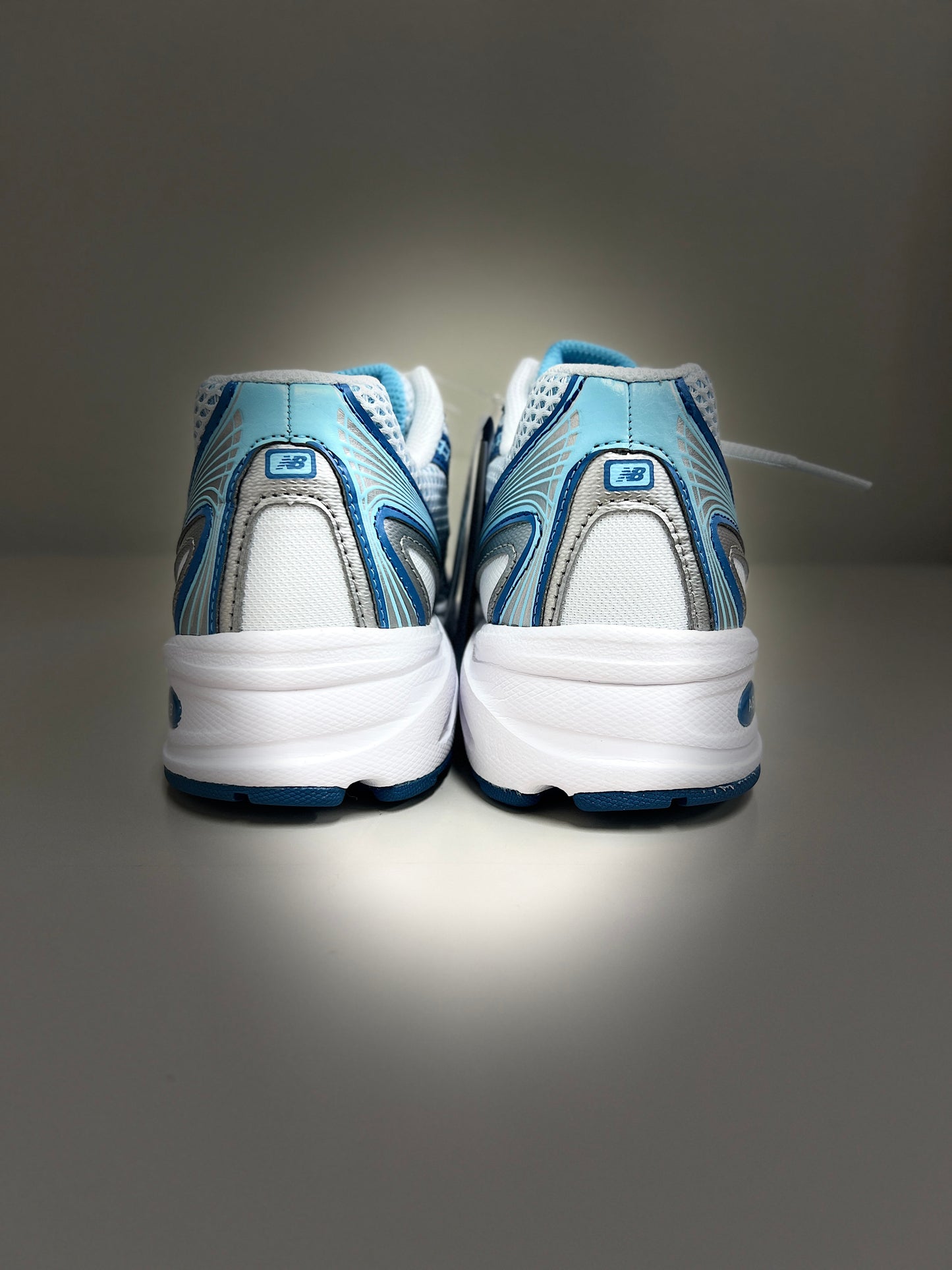 New Balance 740 Blue